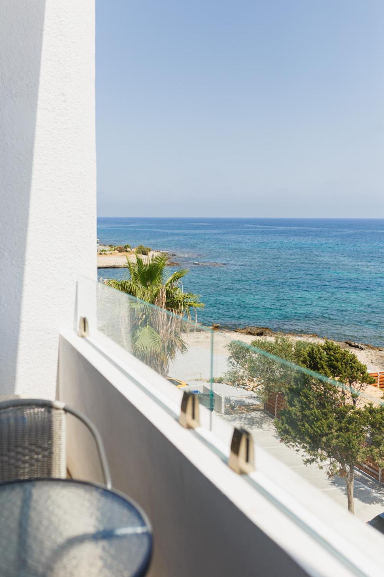 Azure Bay Ξενοδοχείο Ayia Varvara Εξωτερικό φωτογραφία